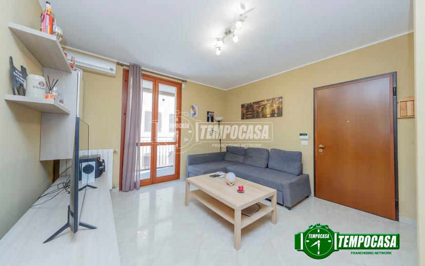 Trilocale in Via Madre Teresa di Calcutta, Vernate — foto 2 di 5