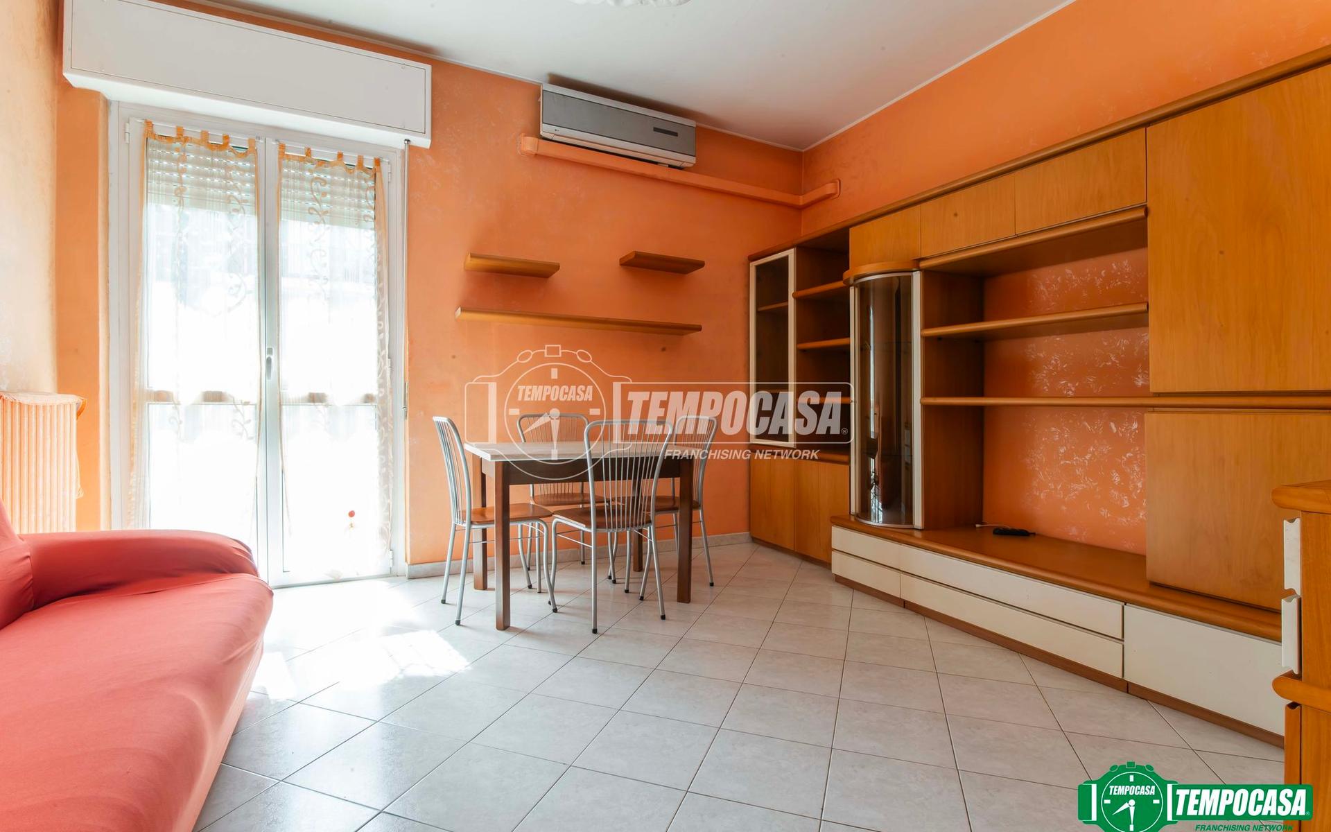 Bilocale in Via XXV Aprile, Arese