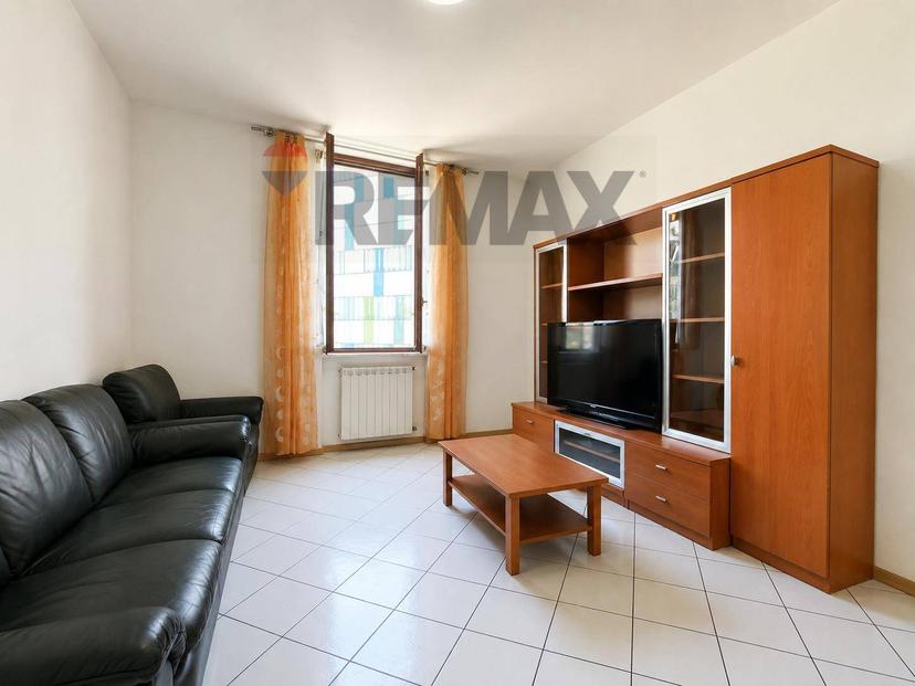 Trilocale in Via Carlo Imbonati 23, Milano