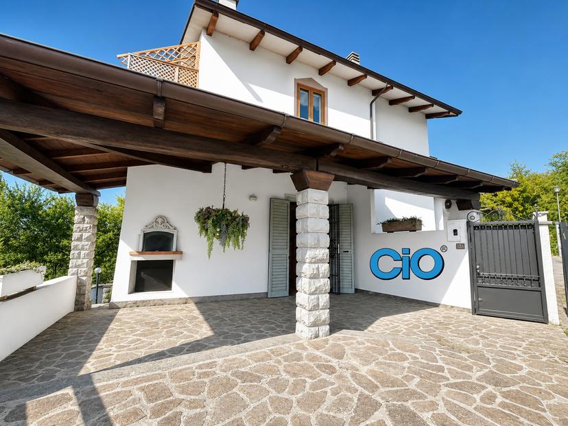 Villa, Camugnano