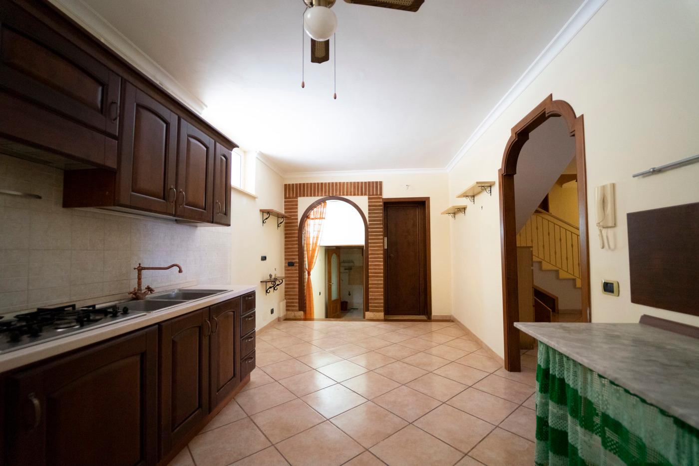 Villa in Via Vicinale Masseria Canosa 51, Giugliano in Campania