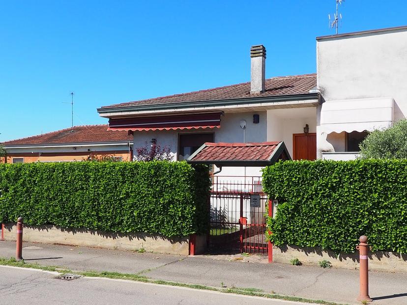 Villa bifamiliare in Via Pilastrello  12, Inzago — foto 2 di 5