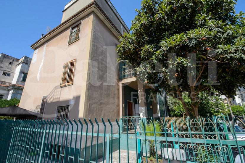 Villa in Via Carlo De Marco, Napoli
