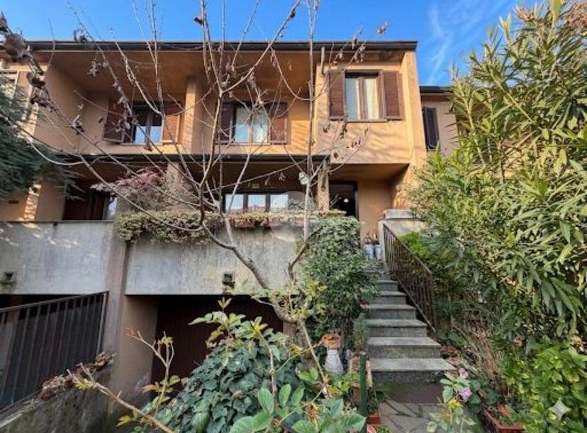 Villa a schiera in Via Veronese 14, Pessano con Bornago — foto 4 di 5