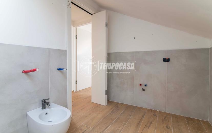 Trilocale in Via Omodei 1, Cusano Milanino