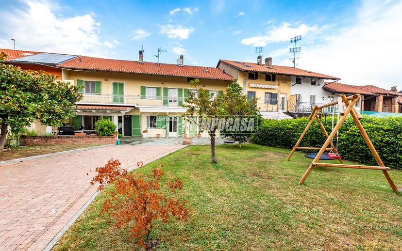 Casa indipendente in Via Borghetto Fraz. Betlemme, Chivasso — foto 3 di 5