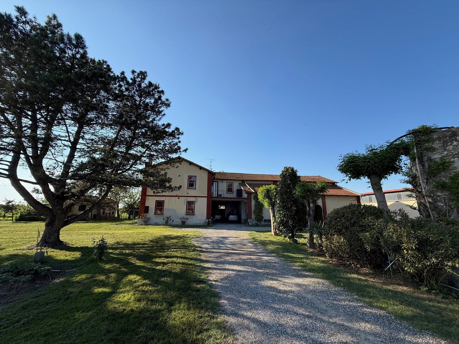 Casa colonica in Via Oriolo 2, Molinella