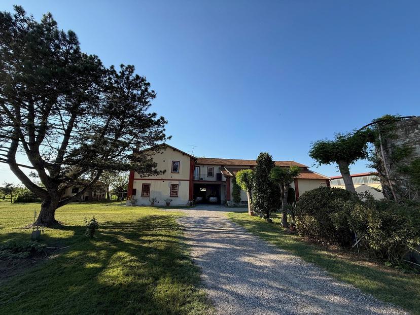 Casa colonica in Via Oriolo 2, Molinella