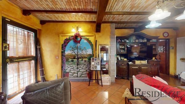 Villa in Via di Tor Chiesaccia 16/a, Roma