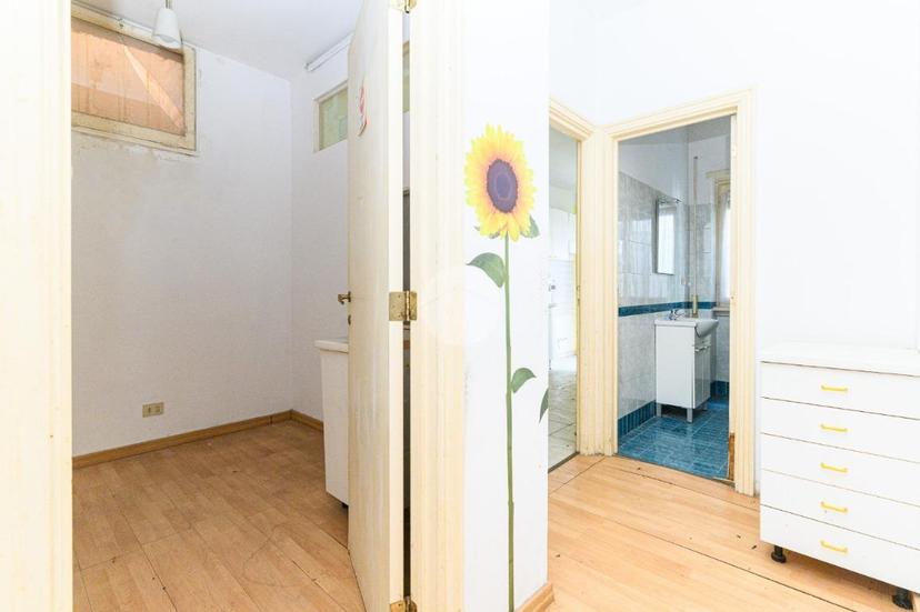 Bilocale in Viale Tito Livio 176, Roma