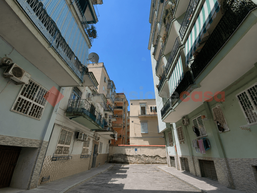 Quadrilocale in Via Guglielmo Marconi 30, Portici — foto 3 di 5