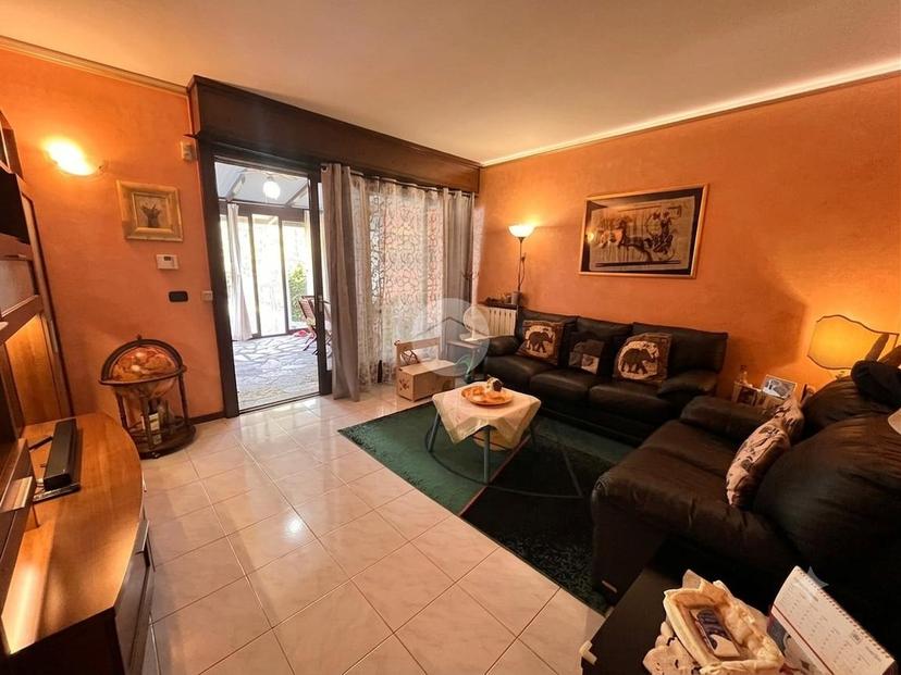 Villa a schiera in Corso Italia 18, Gassino Torinese — foto 3 di 5