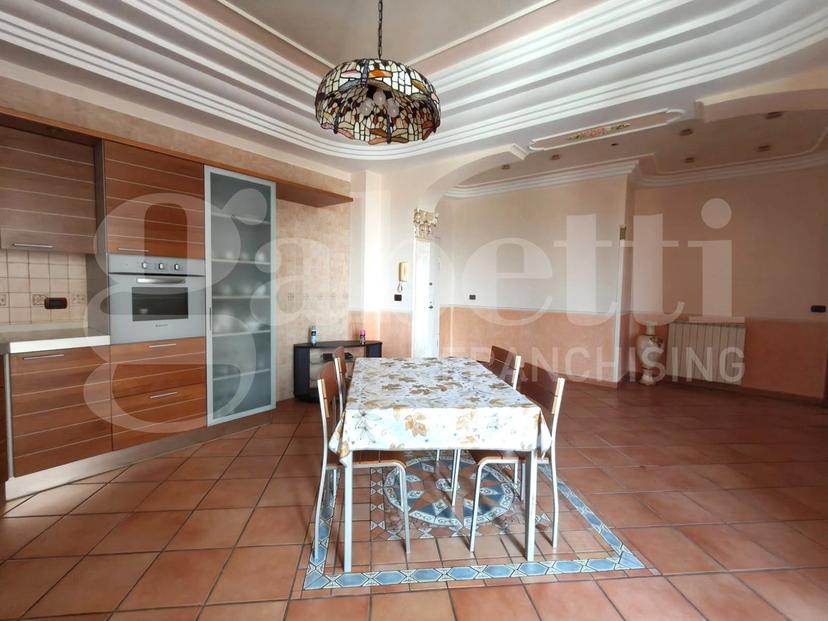 Trilocale in Via Emilio Bossa 14, Ercolano