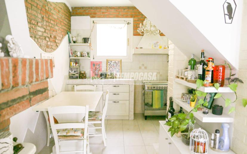 Casa indipendente in Via Roma, Castello d'Argile — foto 2 di 5