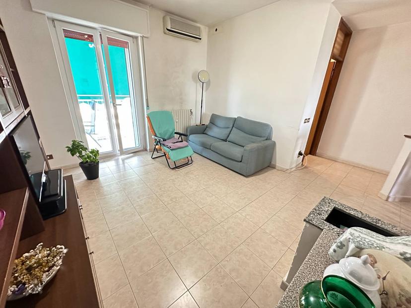 Trilocale in Via Bizet 9, Pioltello