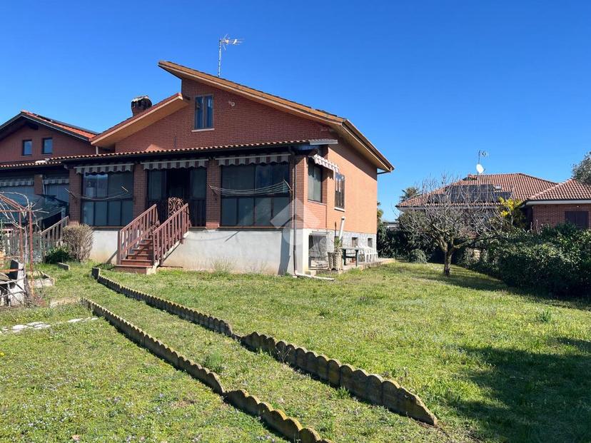 Villa in Via Vittorio Alfieri 19, Bruino — foto 4 di 5