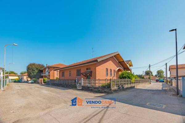 Villa in Via Leonardo Cocito 2, Carignano