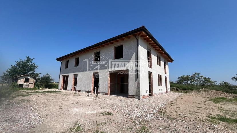 Quadrilocale in Via Budrie 34, San Giovanni in Persiceto — foto 2 di 5