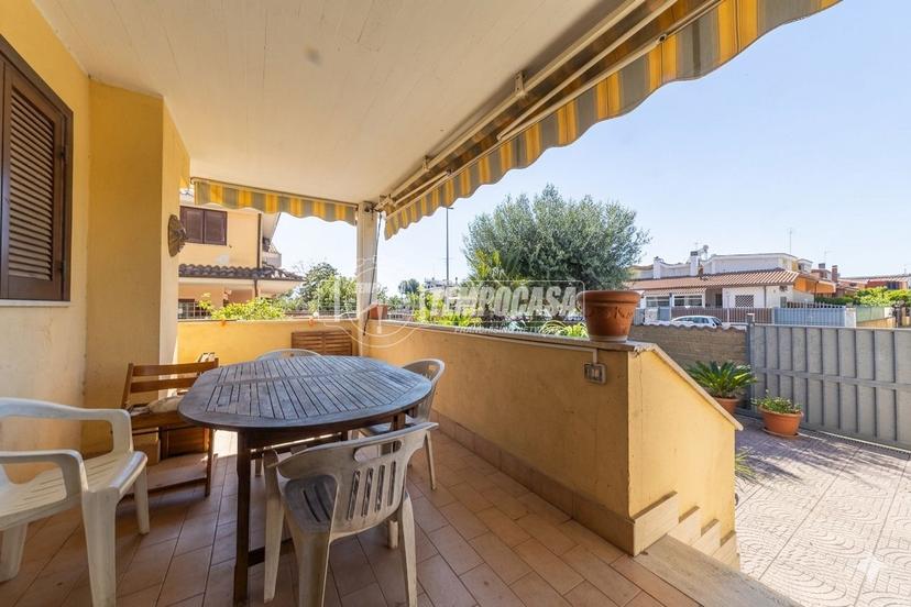 Villa a schiera in Via Atene 44/a, Ladispoli — foto 3 di 5