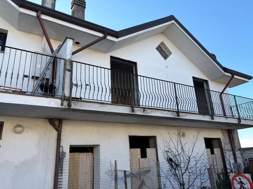 Porzione di casa in Via Legnano  41, Inveruno — foto 2 di 5