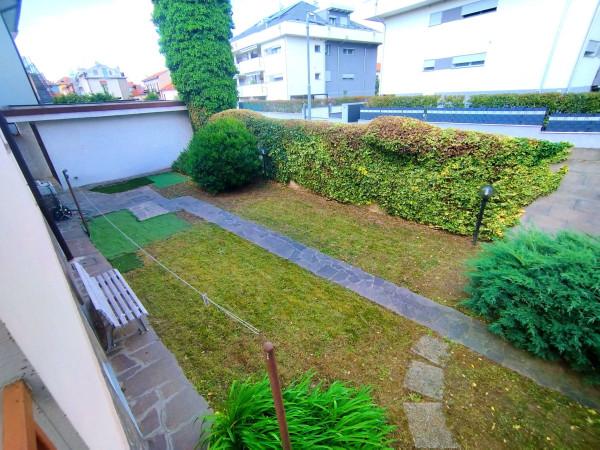 Villa in Via Francesco Petrarca 43, Rho — foto 3 di 5