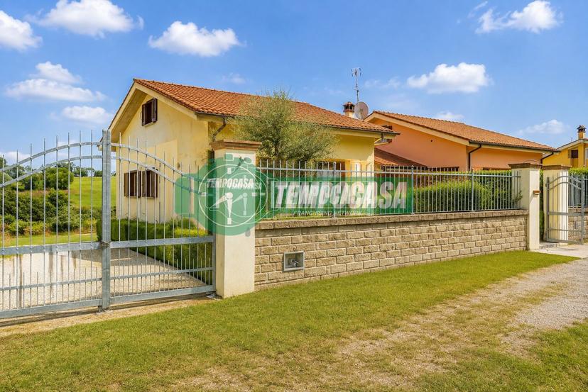 Villa a schiera in Via Alcide De Gasperi , Bracciano — foto 4 di 5