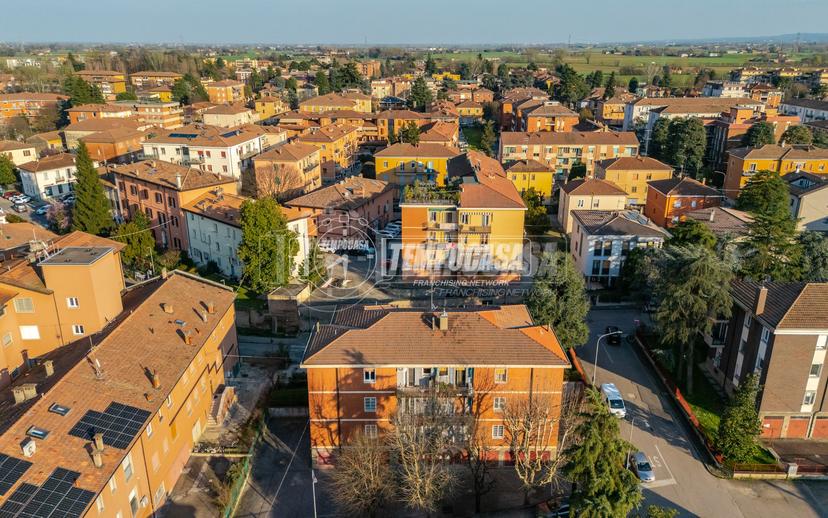 Trilocale, Castenaso