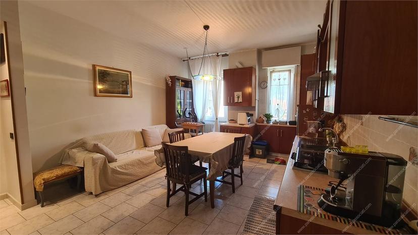 Trilocale in Via Mameli, Cologno Monzese