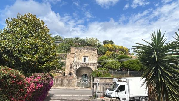 Villa a schiera in Via Montetignuso, Ischia — foto 4 di 5