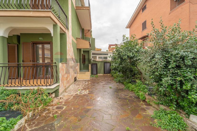 Villa in Via Pietro Fumaroli 2, Ladispoli