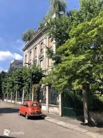 Villa, Milano