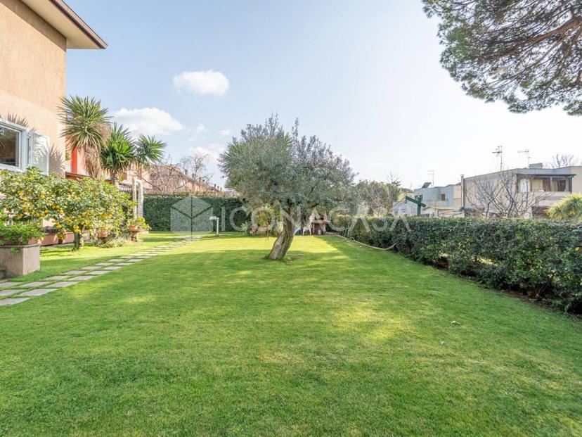 Casa indipendente in Via Divino Amore S.N.C., Marino — foto 3 di 5