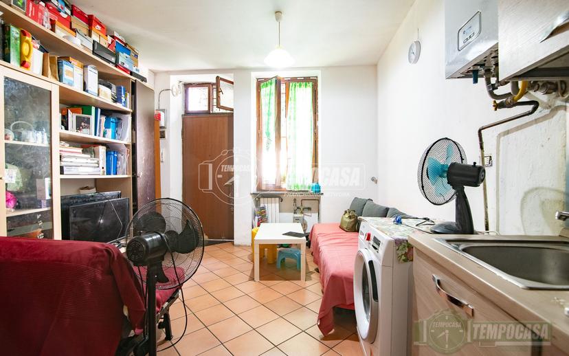 Bilocale in Via Pietro Crespi 11, Milano