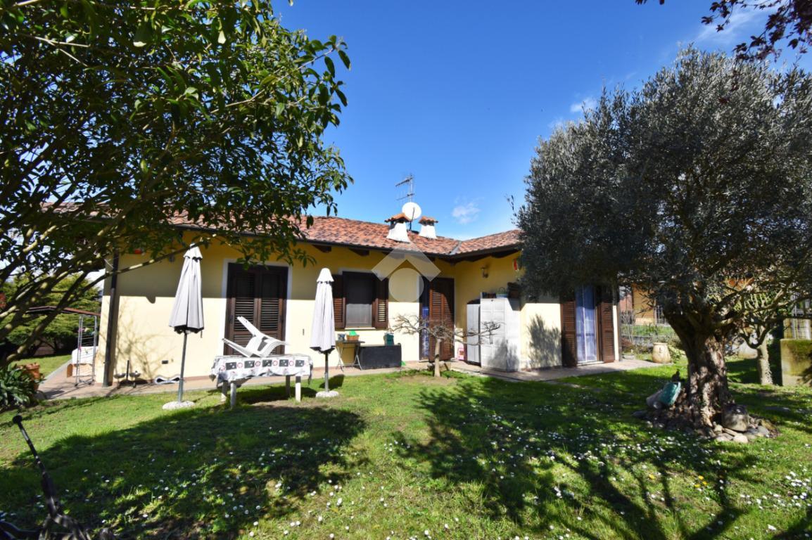 Villa in Via XXV Aprile 1, Albiano d'Ivrea