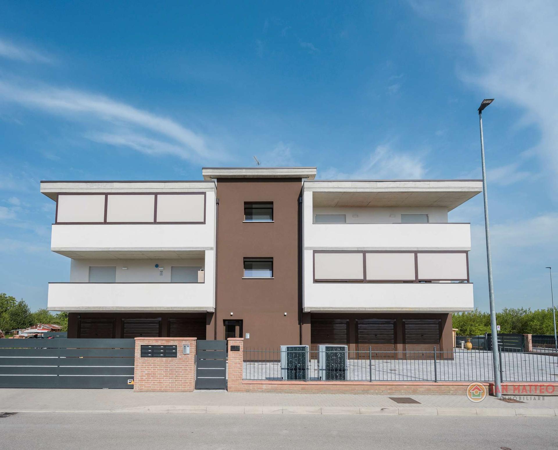 Quadrilocale, Sant'Agata Bolognese