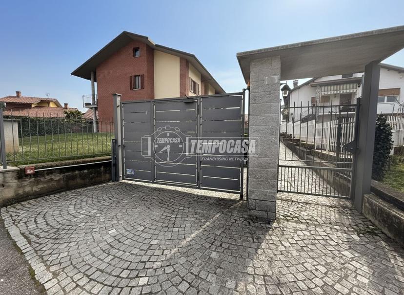 Trilocale in Stradale San Secondo 6, Bricherasio — foto 5 di 5