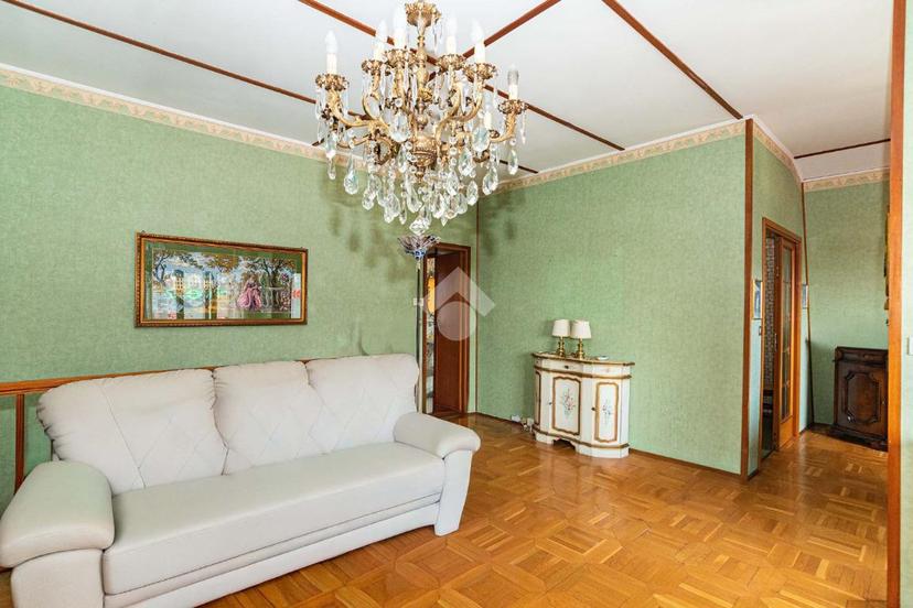 Villa in Via Gavazza 31, Ciriè — foto 2 di 5