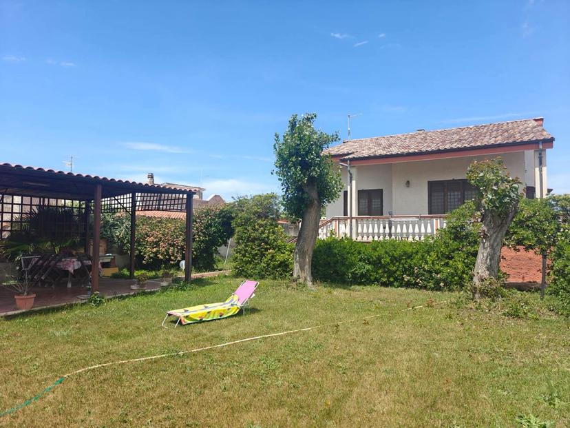 Villa in Via dei Nautili 70, Fiumicino — foto 3 di 5