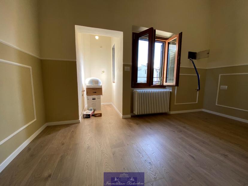 Trilocale in Via Giovanni Fabbroni, Firenze