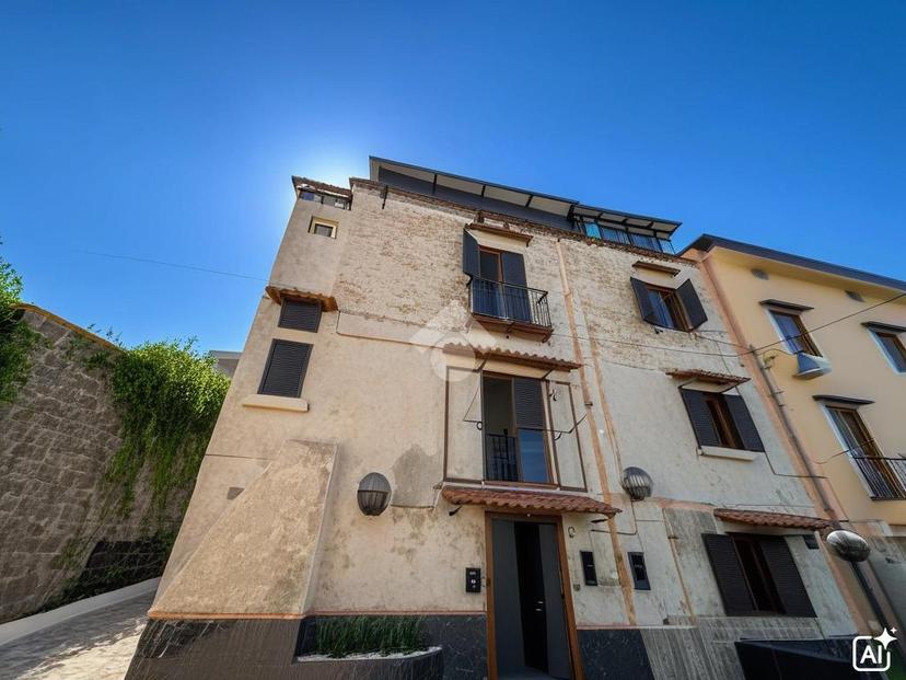 Trilocale in Via Roma, Casola di Napoli