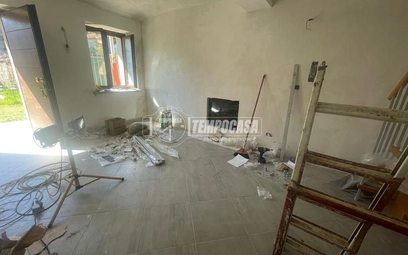Appartamento in Via Giuseppe Mazzini, Trana
