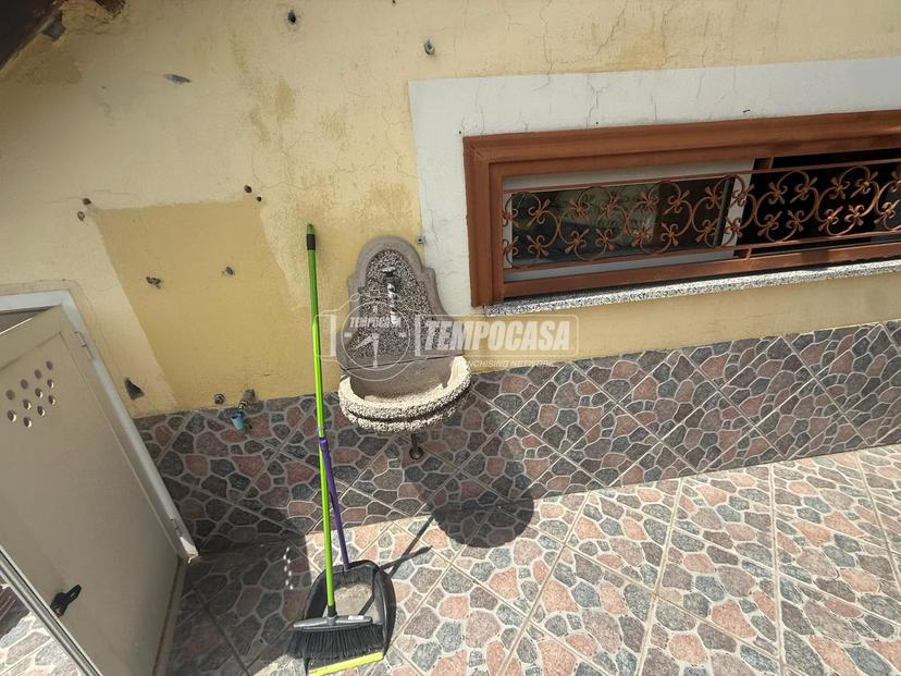 Bilocale in Via Giuseppe Verdi 12/- 11, Giugliano in Campania