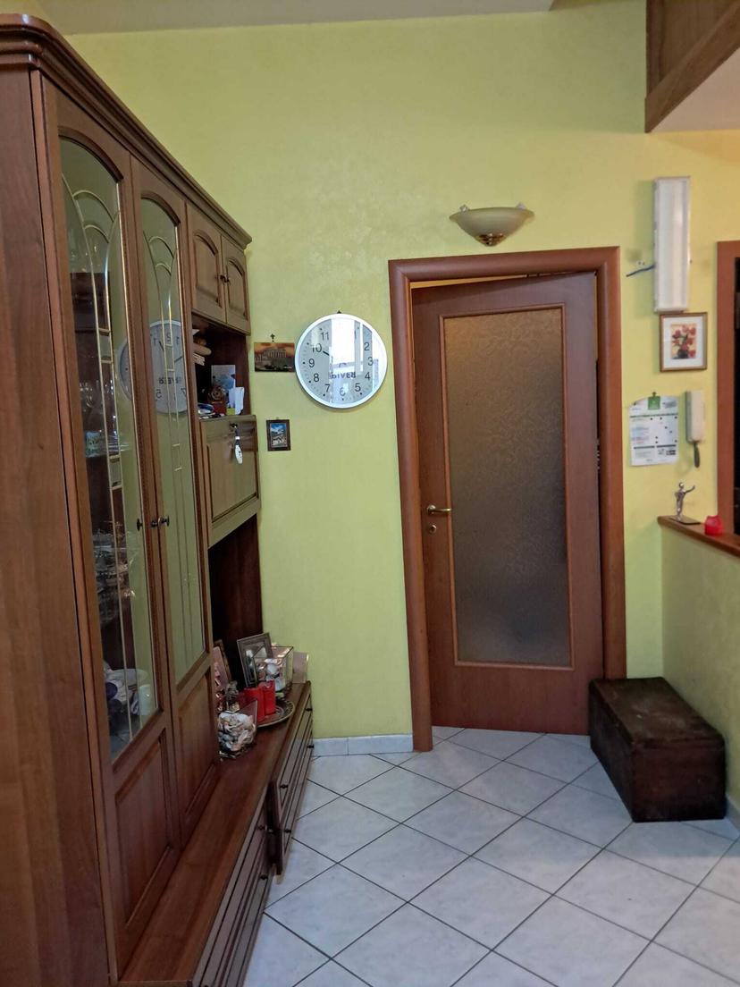 Bilocale in Via Camillo Benso di Cavour 62, Frascati — foto 2 di 5