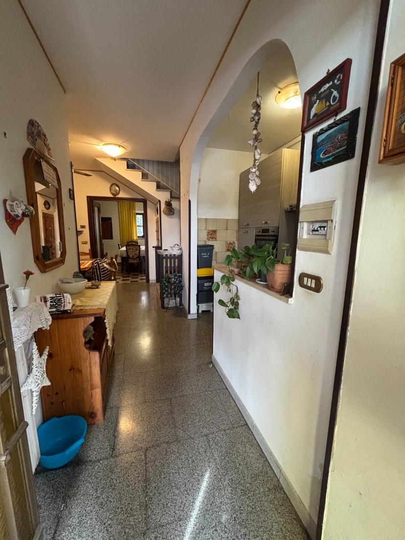 Casa indipendente in Via del Casalaccio, Grottaferrata — foto 2 di 5