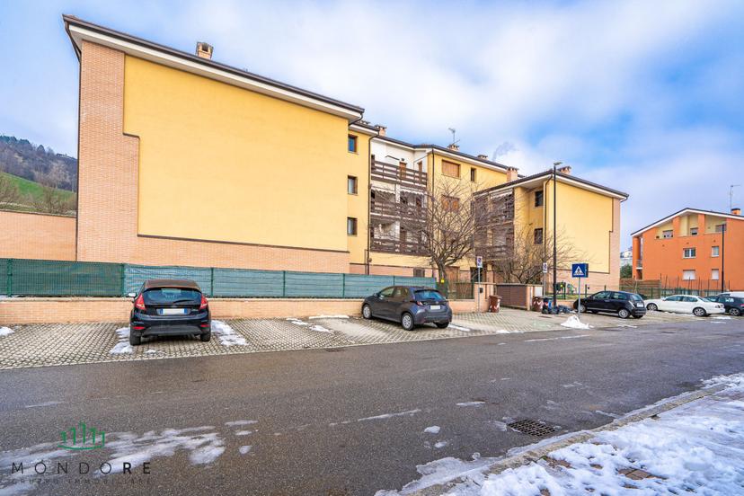 Appartamento in Via Pertini, Monte San Pietro — foto 2 di 5