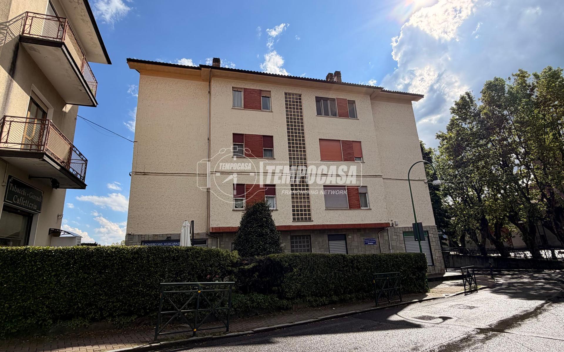 Appartamento in Piazza Comba 28, Almese