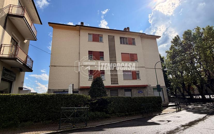 Appartamento in Piazza Comba 28, Almese