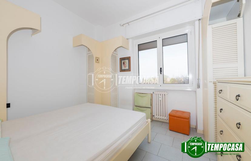 Bilocale in Via Italia, Cesano Boscone