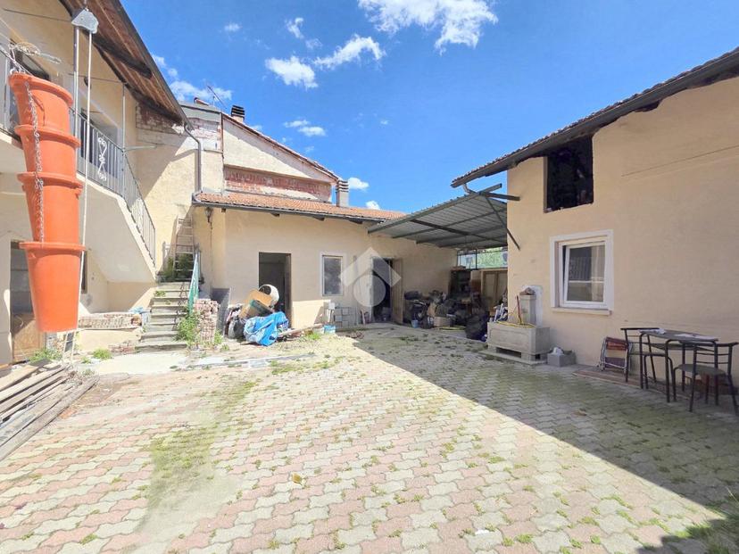 Casa indipendente in Via Roma 42, Alpignano — foto 2 di 5