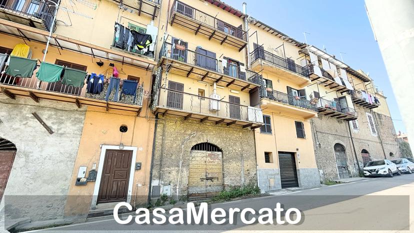Bilocale, Rocca di Papa